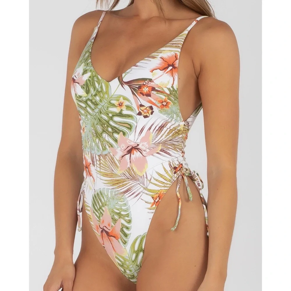 Printed Beach Classics One Piece - Picture 9 of 10